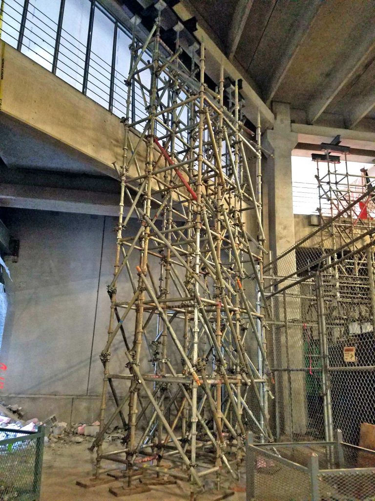 Scaffold on Phipps Plaza